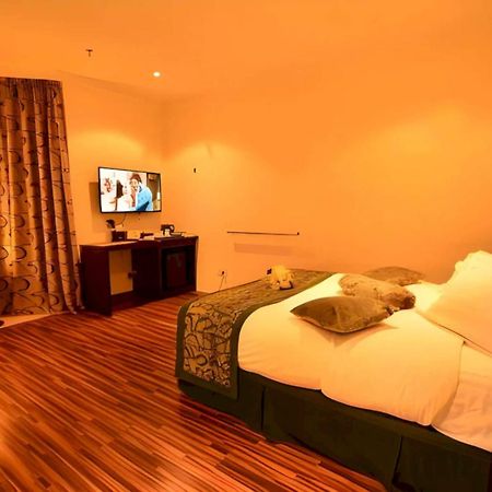 Sunday Millennia Hotel Рияд Екстериор снимка