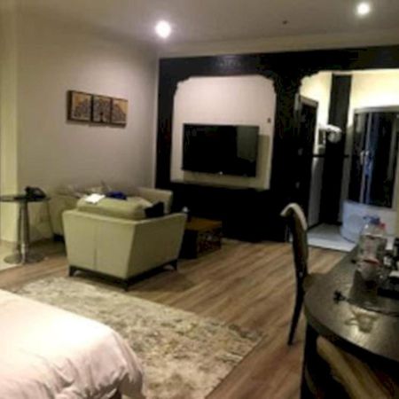 Sunday Millennia Hotel Рияд Екстериор снимка