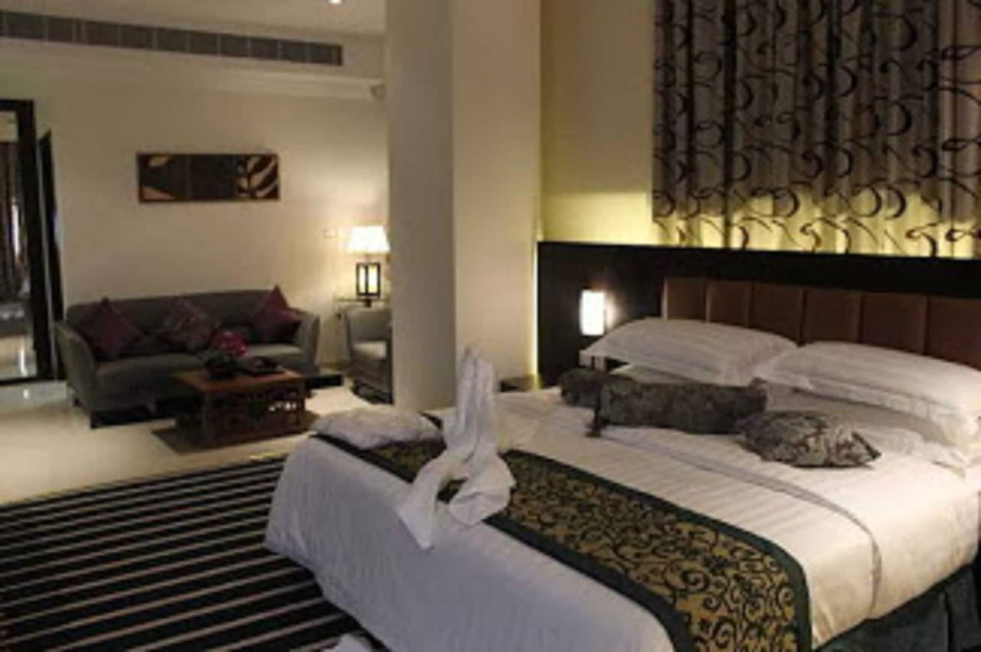 Sunday Millennia Hotel Рияд Екстериор снимка