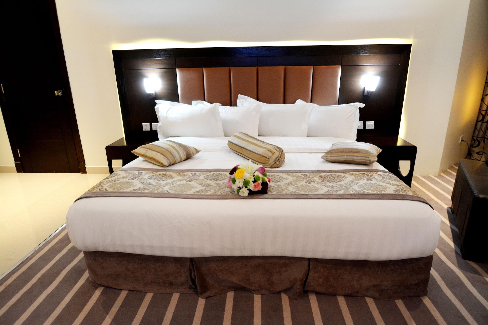 Sunday Millennia Hotel Рияд Екстериор снимка