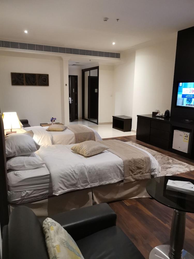 Sunday Millennia Hotel Рияд Екстериор снимка