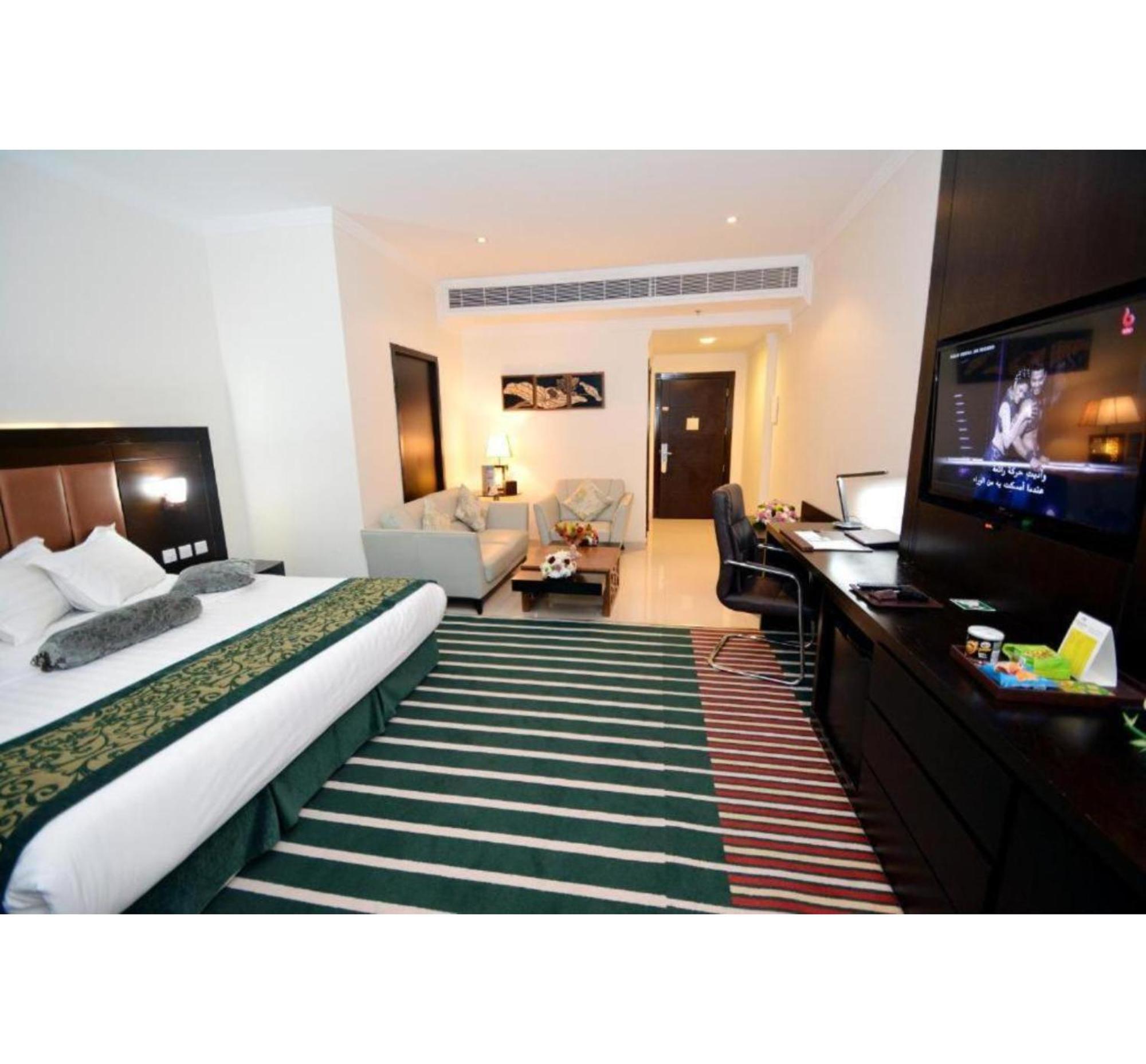 Sunday Millennia Hotel Рияд Екстериор снимка