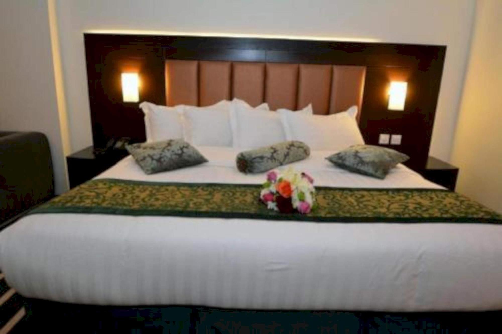 Sunday Millennia Hotel Рияд Екстериор снимка