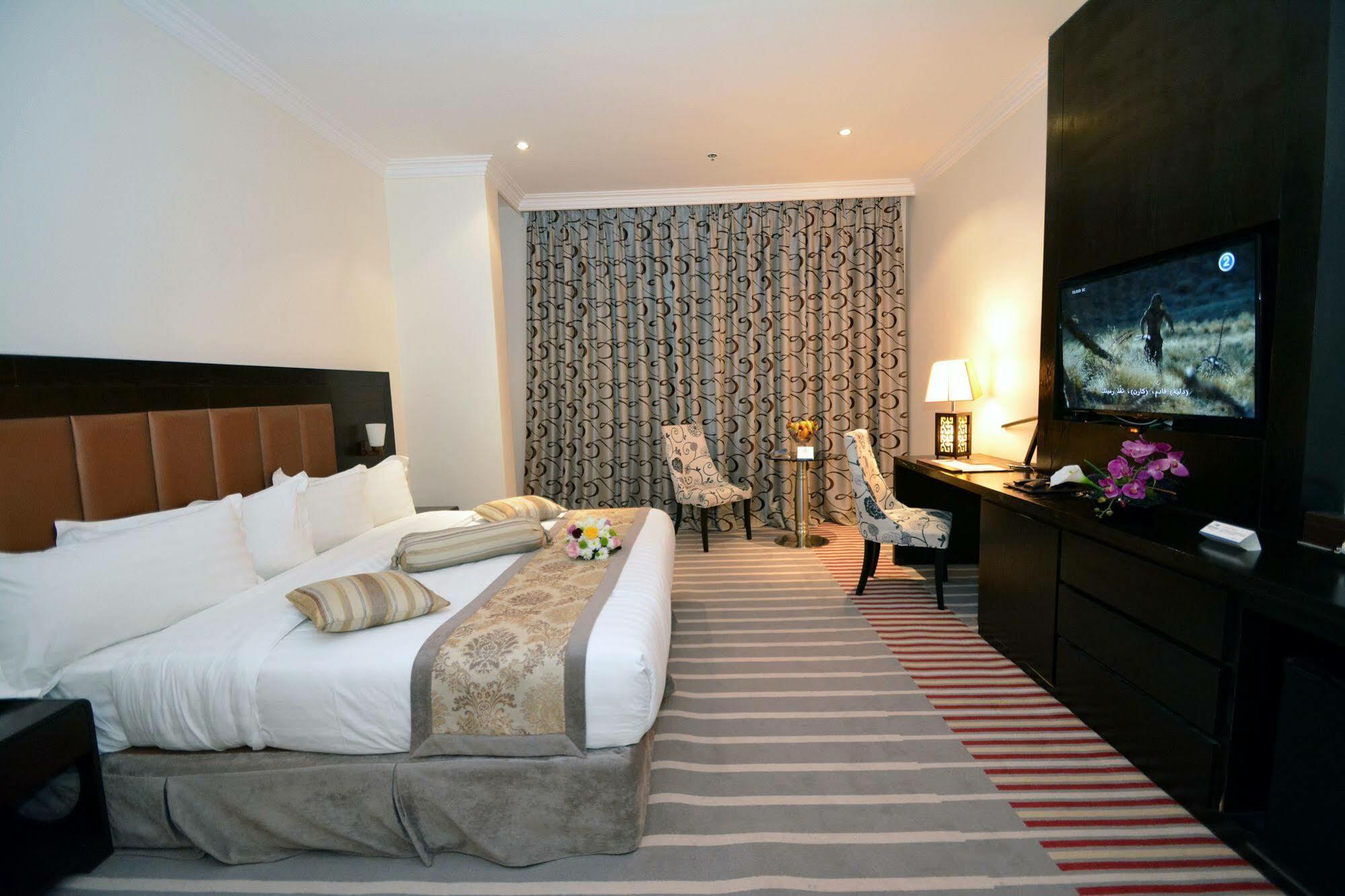 Sunday Millennia Hotel Рияд Екстериор снимка
